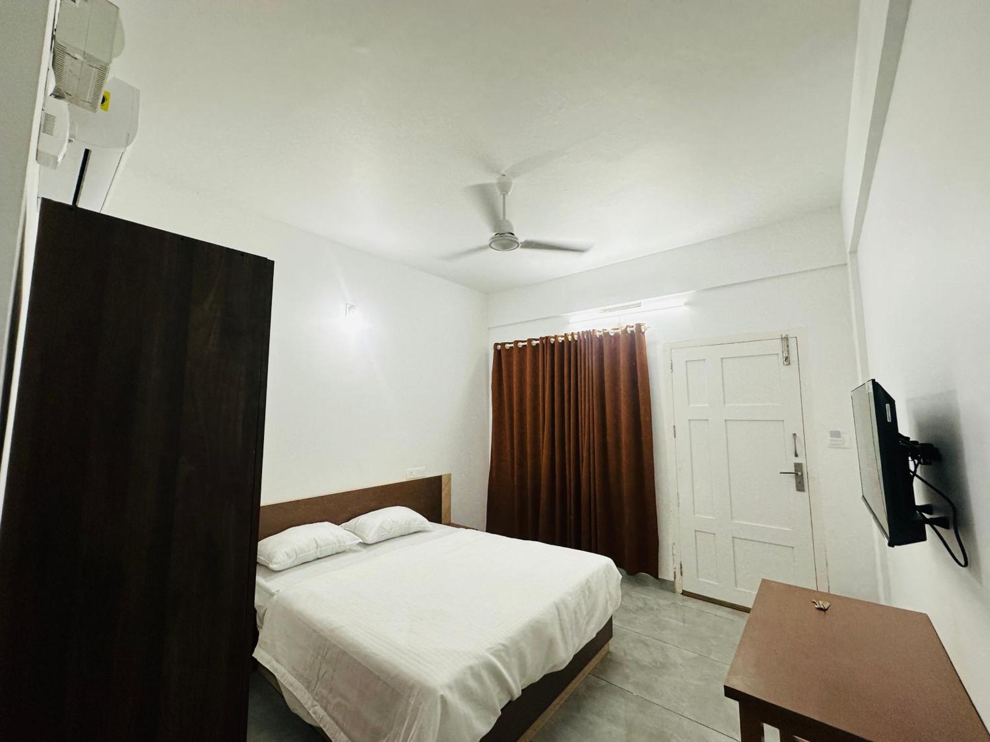 Jayalakshmi Rooms Vaduvanchal Exteriér fotografie